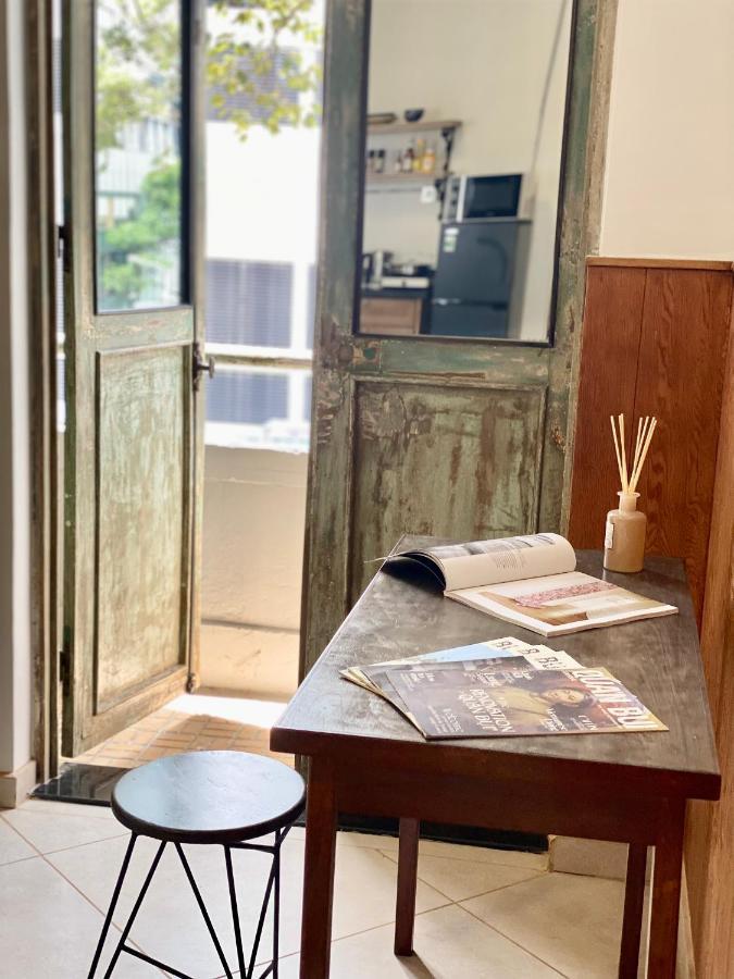 Căn hộ Le Bijou Chic In The Heart Of Saigon Charm With View TP. Hồ Chí Minh